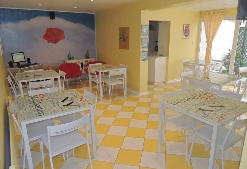 Fotos del hotel Agora:  4