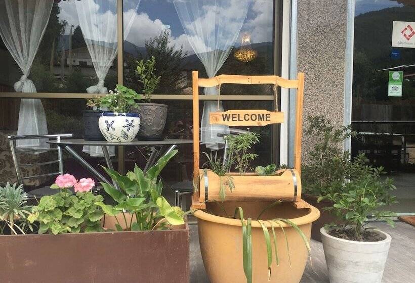 Fotos del hotel Khamsum Inn:  4