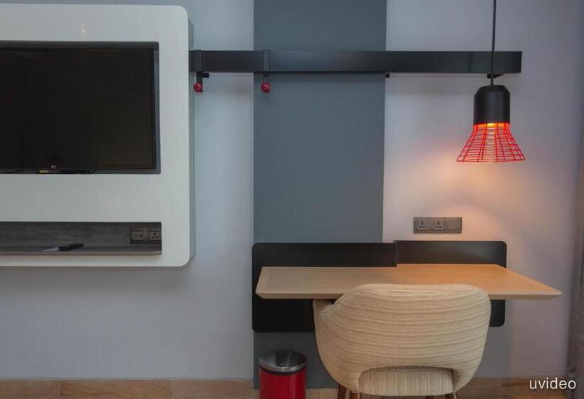 Fotos del hotel Ibis Styles Batam Nagoya:  10