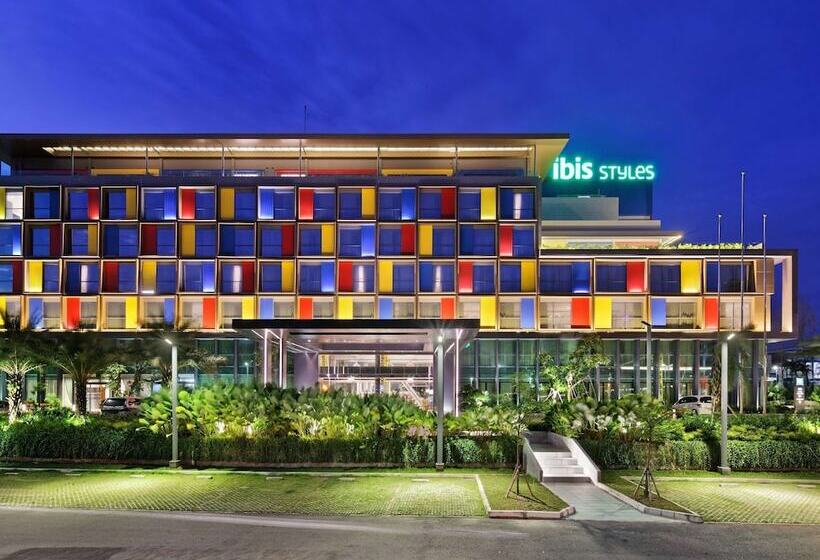 Ibis Styles Batam Nagoya