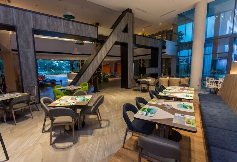 Fotos del hotel Ibis Styles Batam Nagoya:  23