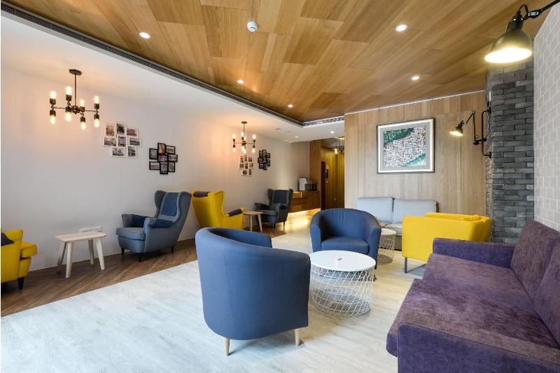 Fotos del hotel R7:  2