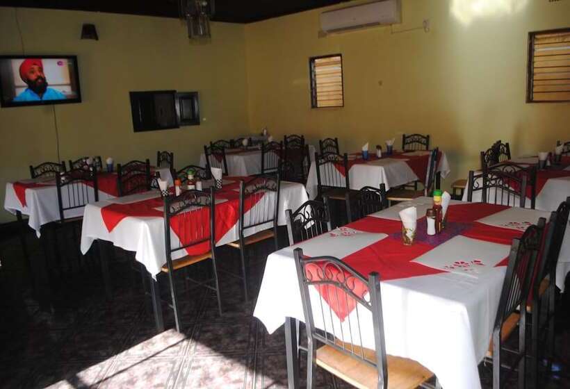 Fotos del hotel Woodlands Lodge & Tours:  3