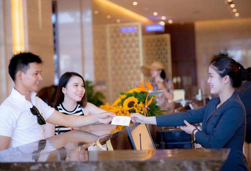 Fotos del hotel Muong Thanh Luxury Da Nang:  12
