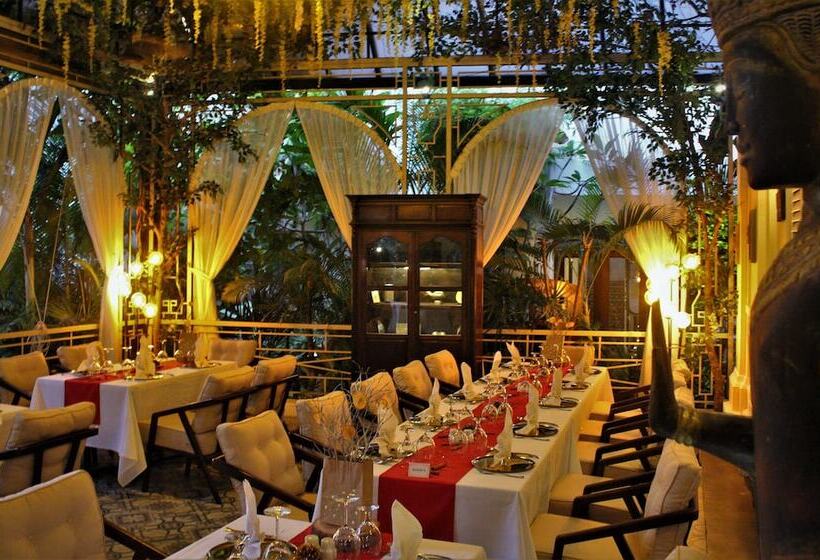 Fotos del hotel Palace Gate Hotel & Resort:  10