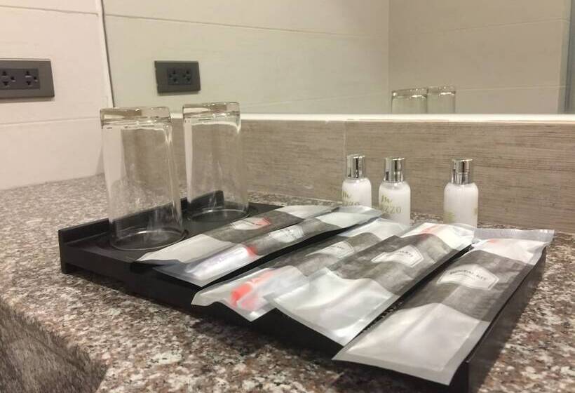 Fotos del hotel Mezzo:  5