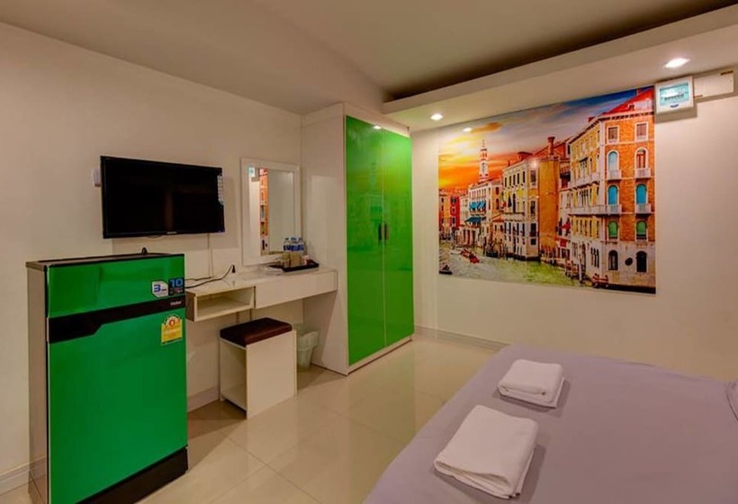 Fotos del hotel Shivani Residence:  13