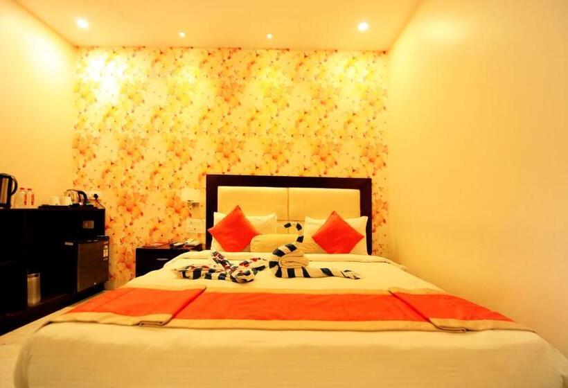 Fotos del hotel V One Pride:  14