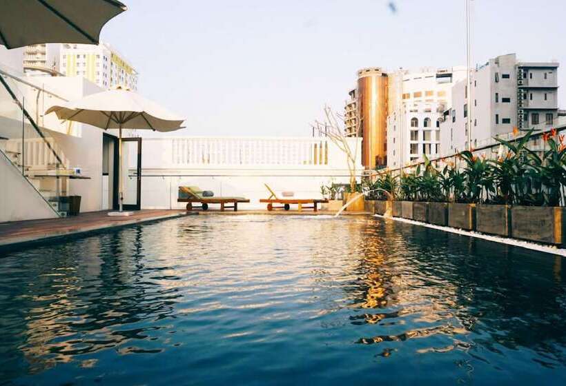 Grand Sea View  & Spa