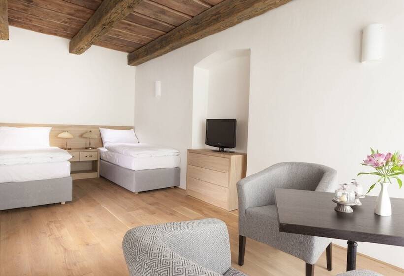 Fotos del hotel At The White Lily:  22