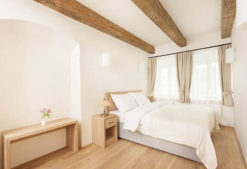 Fotos del hotel At The White Lily:  15