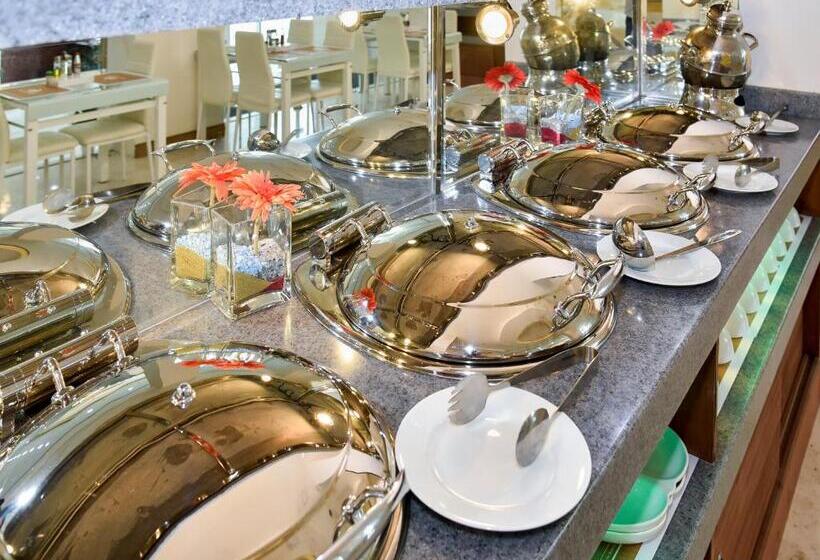 Fotos del hotel Golden Dune Hotel & Suite:  12