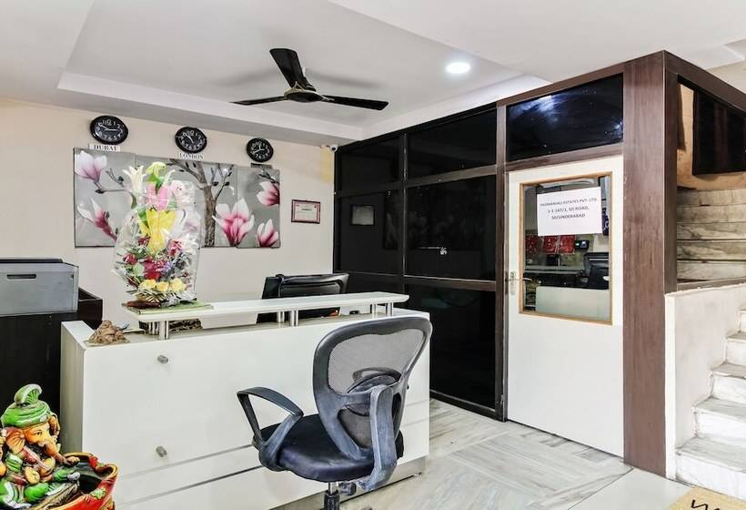 Fotos del hotel Treebo Trip Padmini:  5