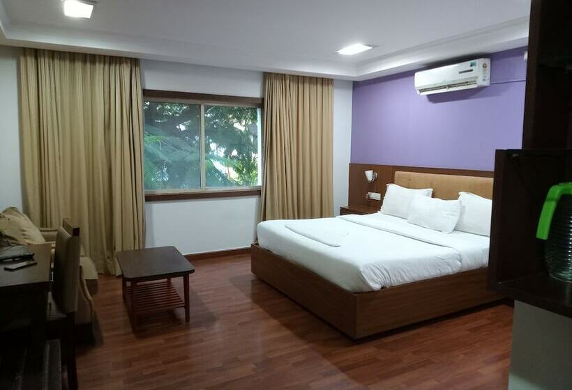 Fotos del hotel Serene Boutique:  6