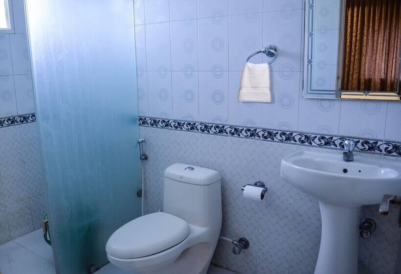 Fotos del hotel Serene Boutique:  7