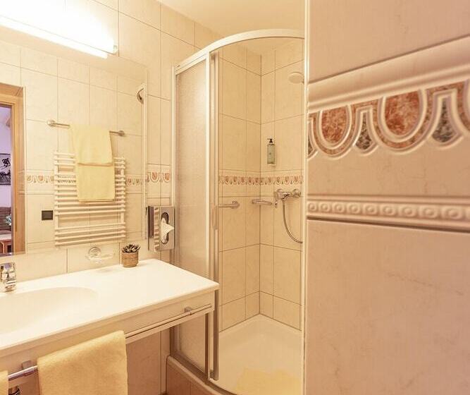 Fotos del hotel Sonnenheim:  9