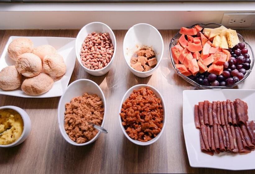 Fotos del hotel Kiwitaichung Station Branch 1:  15