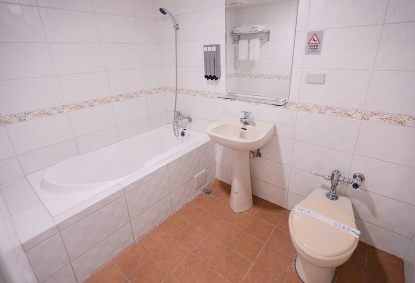 Fotos del hotel Kiwitaichung Station Branch 1:  12