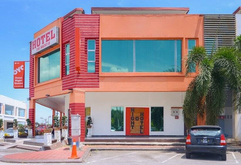 Fotos del hotel OYO 439 Night Queen Hotel:  13