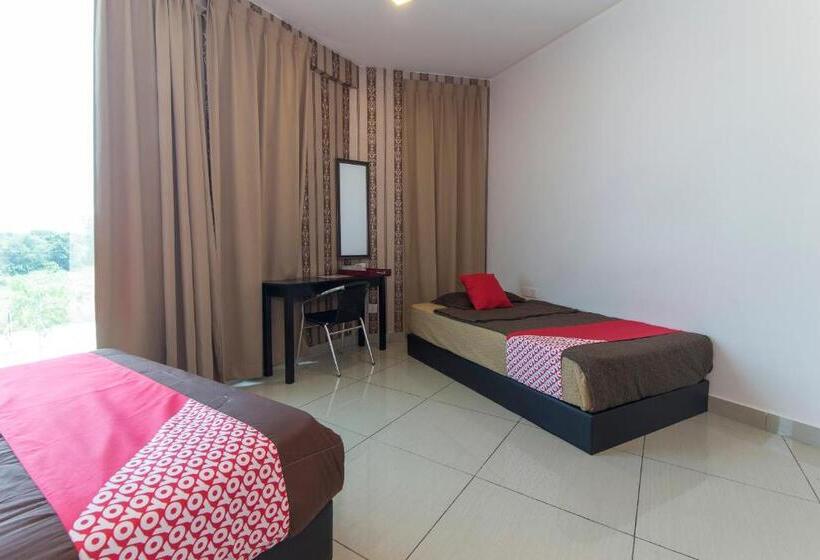 Fotos del hotel OYO 439 Night Queen Hotel:  14