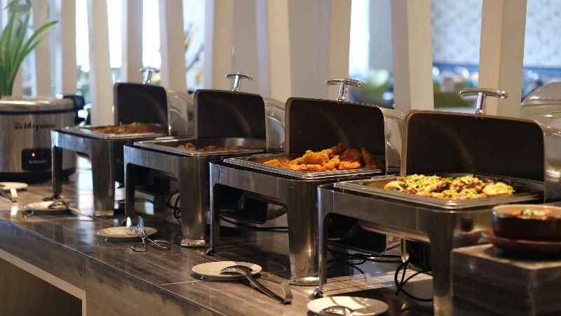 Fotos del hotel Golden Tulip Essential Makassar:  22