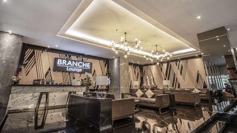 Fotos del hotel Golden Tulip Essential Makassar:  18