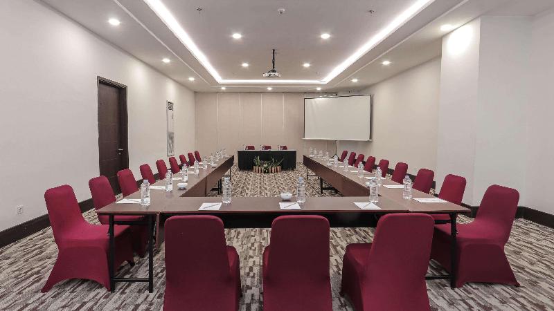 Fotos del hotel Golden Tulip Essential Makassar:  8