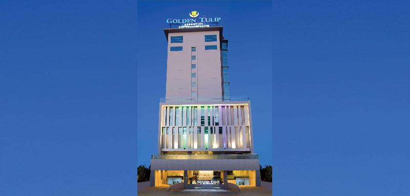 Golden Tulip Essential Makassar