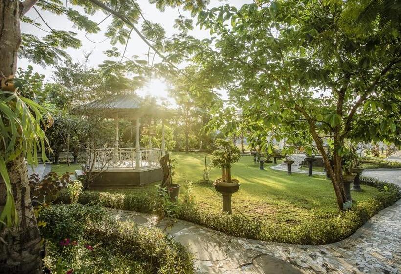 Fotos del hotel Grand Rohan Jogja:  9