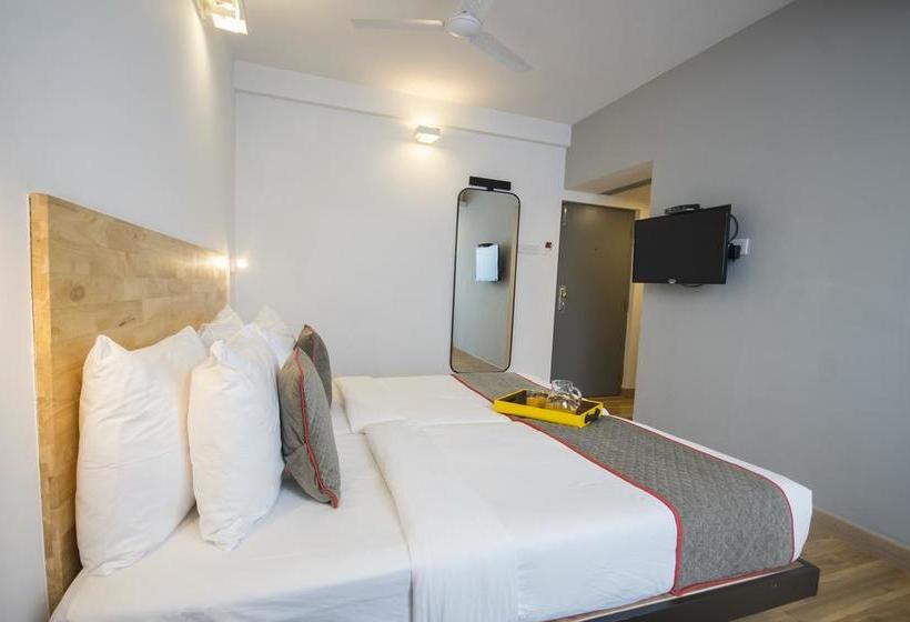 Fotos del hotel Oyo Townhouse 016 International Airport:  10