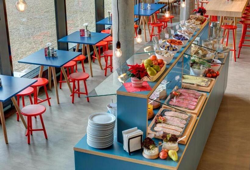 Fotos del hotel Meininger Hotel Berlin East Side Gallery:  19