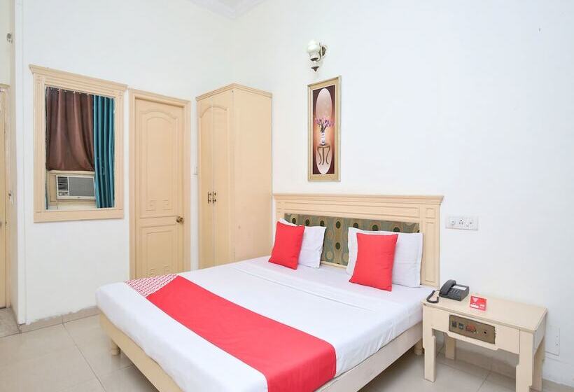 Fotos del hotel Treebo Town S Pride:  17