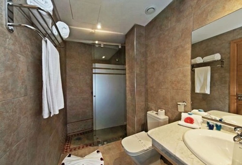 Fotos del hotel Hôtel L'escale:  12