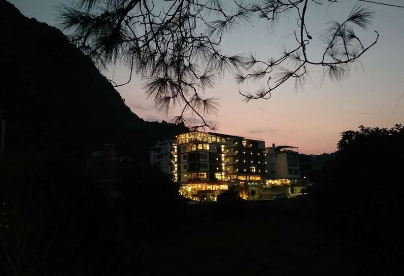 The Bamboo Leaf Yangshuo