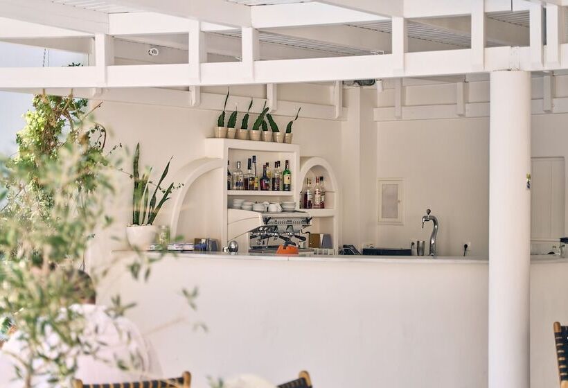 Fotos del hotel Meltemi Excelsior Suites:  3