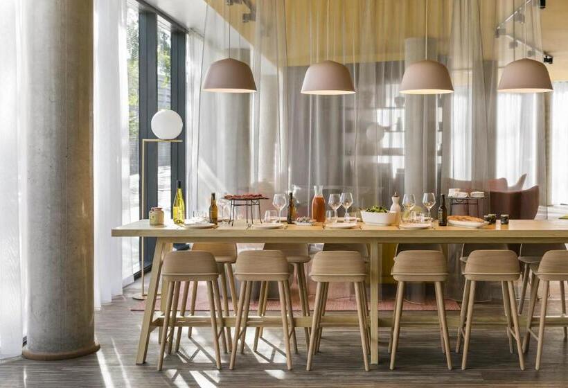 Fotos del hotel Okko Hotels Paris Porte De Versailles:  12