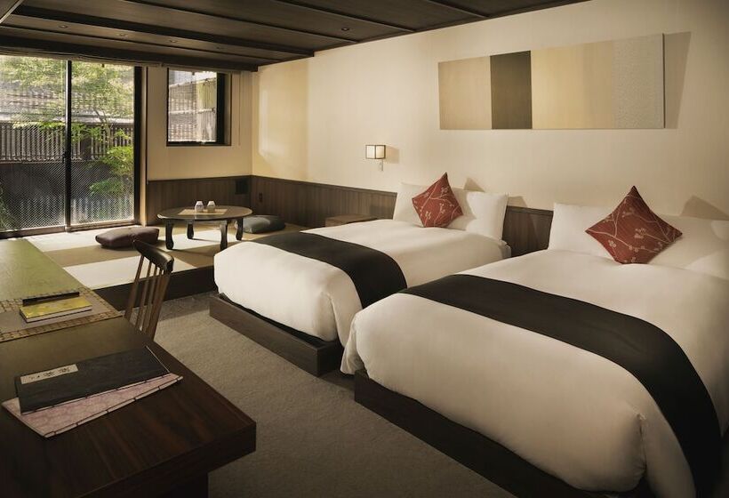 Fotos del hotel The Junei  Kyoto Imperial Palace West:  2