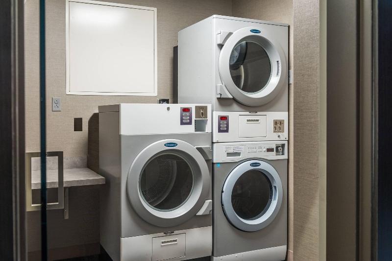 Fotos del hotel Ac Hotel By Marriott Boston Cleveland Circle:  2