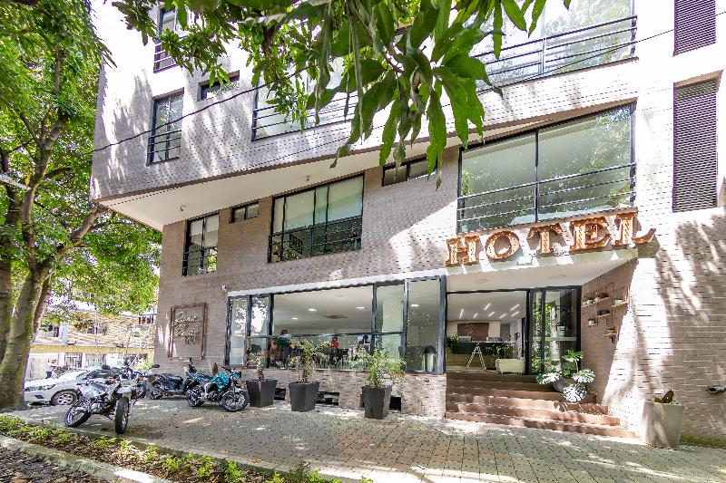 Fotos del hotel Zona Verde:  8