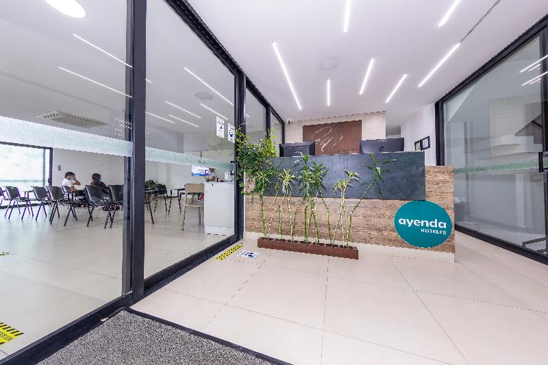 Fotos del hotel Zona Verde:  6