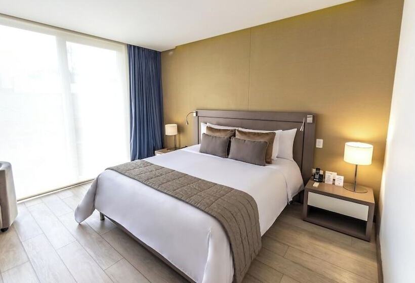 Fotos del hotel 100 Luxury Suites By Preferred:  16