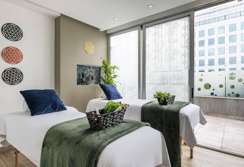 Fotos del hotel 100 Luxury Suites By Preferred:  13