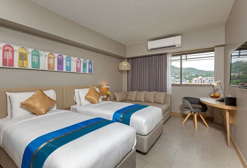 Fotos del hotel Oakwood  Journeyhub Phuket:  2