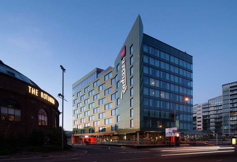 Radisson Red , Glasgow