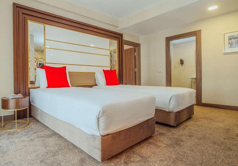 Fotos del hotel Ibis Styles Istanbul Bomonti:  12