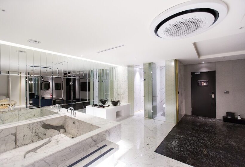 Fotos del hotel Stayrak:  15