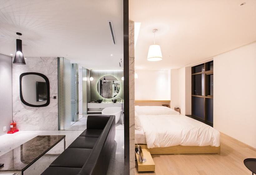 Fotos del hotel Stayrak:  16