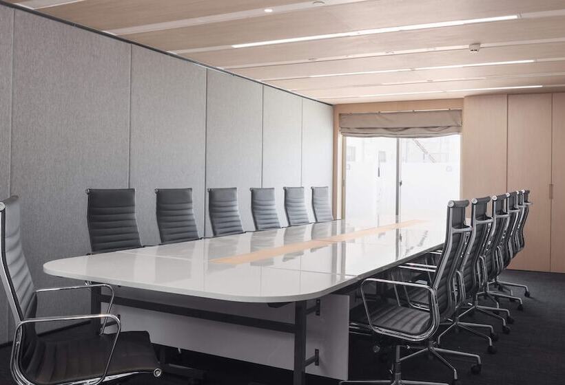 Fotos del hotel Emion Phnom Penh:  8