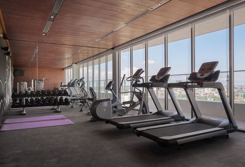 Fotos del hotel Emion Phnom Penh:  5