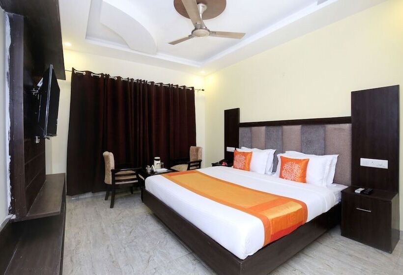 Fotos del hotel Capital O 322  Royal:  21